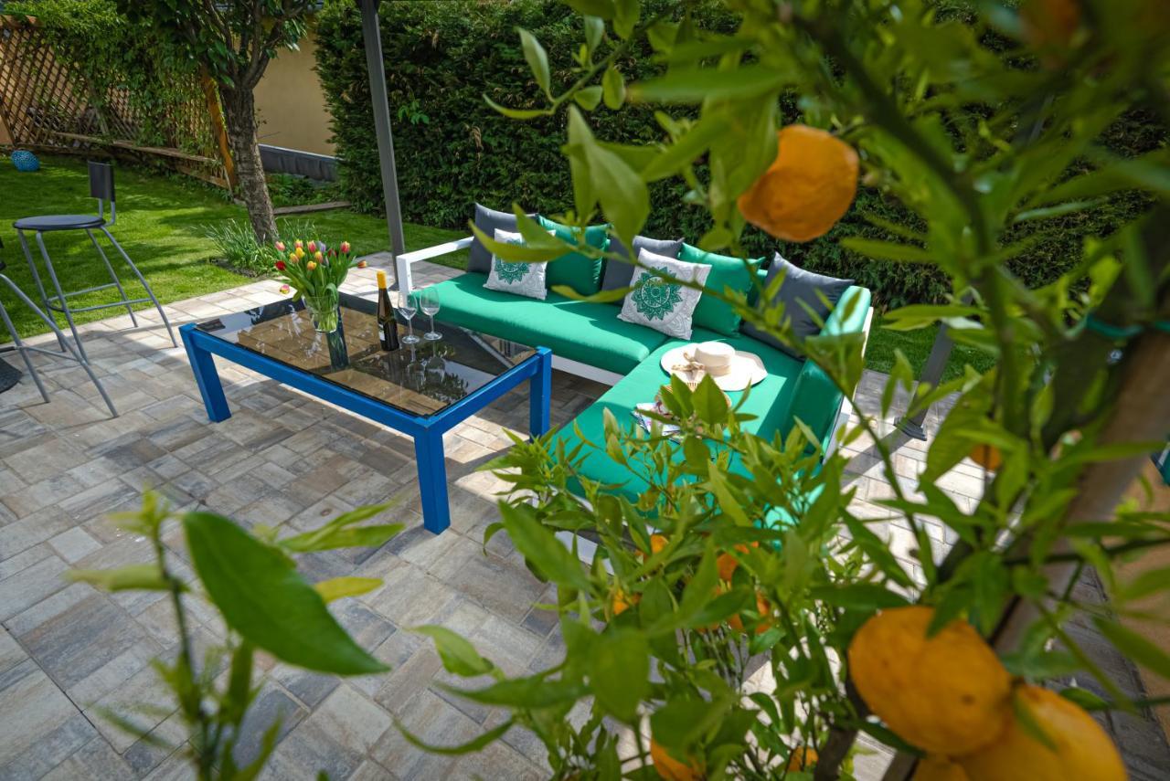 Sunny Garden Pihenohaz Villa Siófok Exterior foto