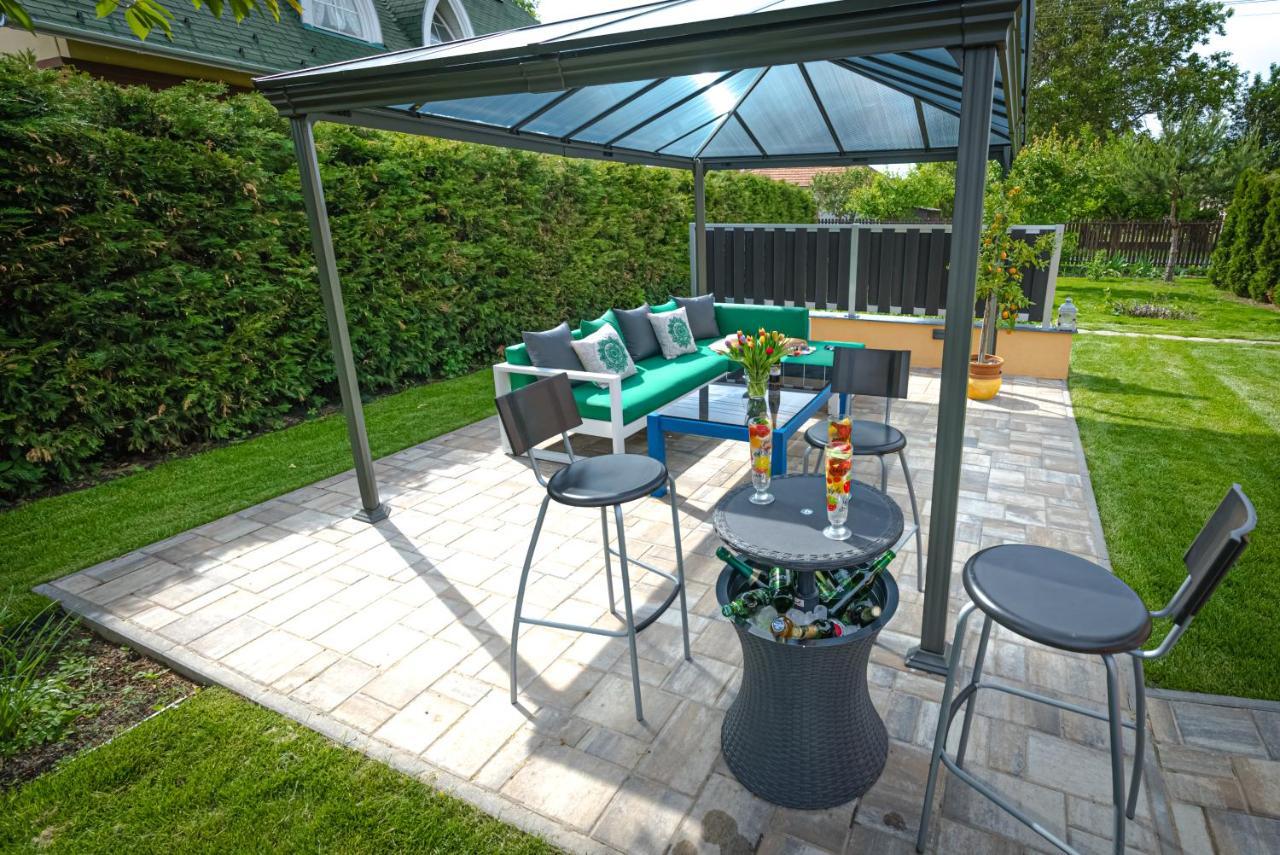 Sunny Garden Pihenohaz Villa Siófok Exterior foto